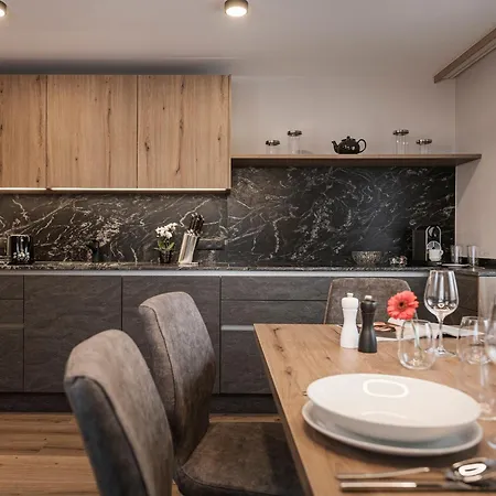 Апартаменти Evelyn